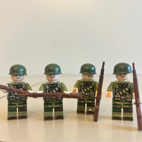 8 Piece WW2 Military Figure USA American German Lego Compatible Minifig - Picture 4 of 7
